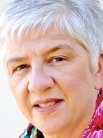 Lynda Graham Counselling MBACP, MNCS(Sen Accred) MSc, BA (Hons) Dip Counselling Lynda Graham Counselling MBACP, MNCS(Sen Accred) MSc, BA (Hons) Dip Counselling