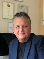 Paul Roebuck • Counsellor, Therapist, Life-Coach, • MNCS(Acc), MFETC(Dip) Paul Roebuck • Counsellor, Therapist, Life-Coach, • MNCS(Acc), MFETC(Dip)