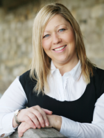 Clare Sherratt MBACP, Dip He Counselling and Psychotherapy Clare Sherratt MBACP, Dip He Counselling and Psychotherapy