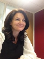 Gillian Strutton BSc(Hons) MBACP(Accred) EMDR (Accred) Gillian Strutton BSc(Hons) MBACP(Accred) EMDR (Accred)
