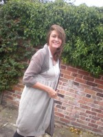 Lesley Edelstein BSc hons. MEd. DipHyp. Ad.DipCS Dip Supervision Eco Therapist