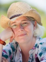 Sarah Chadderton BA(Hons) Humanistic Counselling Practice MBACP Sarah Chadderton BA(Hons) Humanistic Counselling Practice MBACP