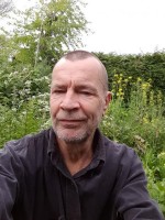 Chris Henden - Integrative Counsellor and Psychotherapist Chris Henden - Integrative Counsellor and Psychotherapist