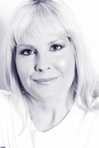 Victoria A Moore MBACP (Accred), BSc (Hons) Psychosocial Care, DipCouns, RN Victoria A Moore MBACP (Accred), BSc (Hons) Psychosocial Care, DipCouns, RN