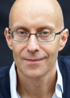 Graham Shavick MA UKCP(reg) MBACP MCIPD Graham Shavick MA UKCP(reg) MBACP MCIPD