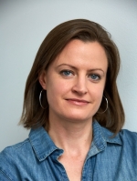 Catherine Spence, MA (Oxon), DHP (NC), RH, RYT Catherine Spence, MA (Oxon), DHP (NC), RH, RYT