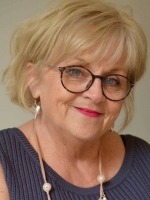 Elizabeth Hargreaves Elizabeth Hargreaves
