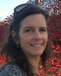Jo Copland-Dando BSc (Hons), BA (Hons), DIHP, GQHP, RGN, HV Jo Copland-Dando BSc (Hons), BA (Hons), DIHP, GQHP, RGN, HV