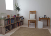 Therapist's chair