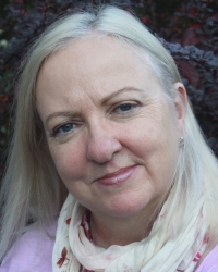 Penny Kaye BA Hons, Dip Cl Hyp, NLP, Dip Coaching Penny Kaye BA Hons, Dip Cl Hyp, NLP, Dip Coaching