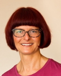 Ruth Hickinbotham MFHT MNCH (Reg.) HPD IIHHT Ruth Hickinbotham MFHT MNCH (Reg.) HPD IIHHT