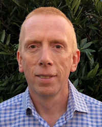 Brian Hallett (DCHyp, GQHP, MNCP) Brian Hallett (DCHyp, GQHP, MNCP)