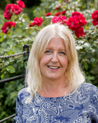 Sandra Wilson, (DSFH HPD BSc (Hons) 5* rated Women's anxiety specialist