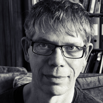 Oliver Hollis