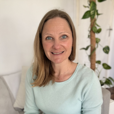 Dr Christine Rivers