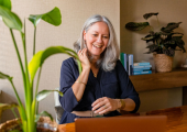 A portrait of Melissa, certified Hypnotherapist qualified to work with children