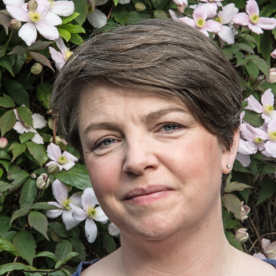 Naomi Deaville