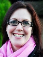 Karen Eeles MNCH, HPD, NLP Prac Karen Eeles MNCH, HPD, NLP Prac