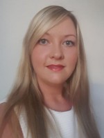 Stephanie Cox DSFH AfSFH CNHC DipHE HCPC Stephanie Cox DSFH AfSFH CNHC DipHE HCPC