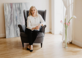 Central London anxiety and emotional wellbeing coach offering support for stress, overthinking and confidence issues.