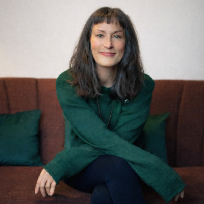 Angela McDonnell-Bell