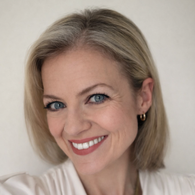 Dr Victoria Elasic