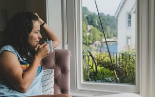 how to stay calm during financial uncertainty