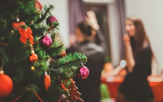 Four quick confidence building tips for party season
