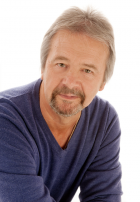 David McNeil BSc (Hons), AMAC, Dip SS, NLP Master Practitioner David McNeil BSc (Hons), AMAC, Dip SS, NLP Master Practitioner
