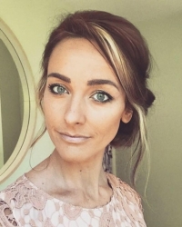 Ro Huntriss (Consultant Dietitian): BSc (Hons), PGDip, MSc, MClinRes, RD Ro Huntriss (Consultant Dietitian): BSc (Hons), PGDip, MSc, MClinRes, RD