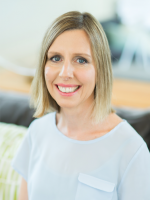 Helen Macklin (FdSc, DipION, mBANT, CNHC) Helen Macklin (FdSc, DipION, mBANT, CNHC)