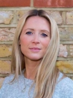 Melissa Pierson BSc (Hons) dipCNM mBANT mCNHC Melissa Pierson BSc (Hons) dipCNM mBANT mCNHC
