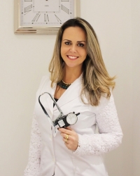 Carolina Capellari Simon (BSc, PG Dip, CISSN) Harley Street Nutritionist Carolina Capellari Simon (BSc, PG Dip, CISSN) Harley Street Nutritionist
