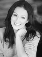 Kezra Powell - Naked Eating Kezra Powell - Naked Eating
