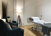 Light Centre Belgravia treatment room