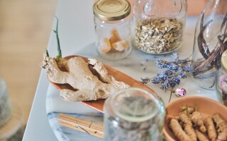8 aromatherapy scents for relaxation